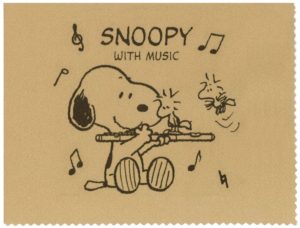 SNOOPY with Music SCLOTH-CM 楽譜柄　エグゼクティブ・ラグジュアリー・クロス tf8su2k